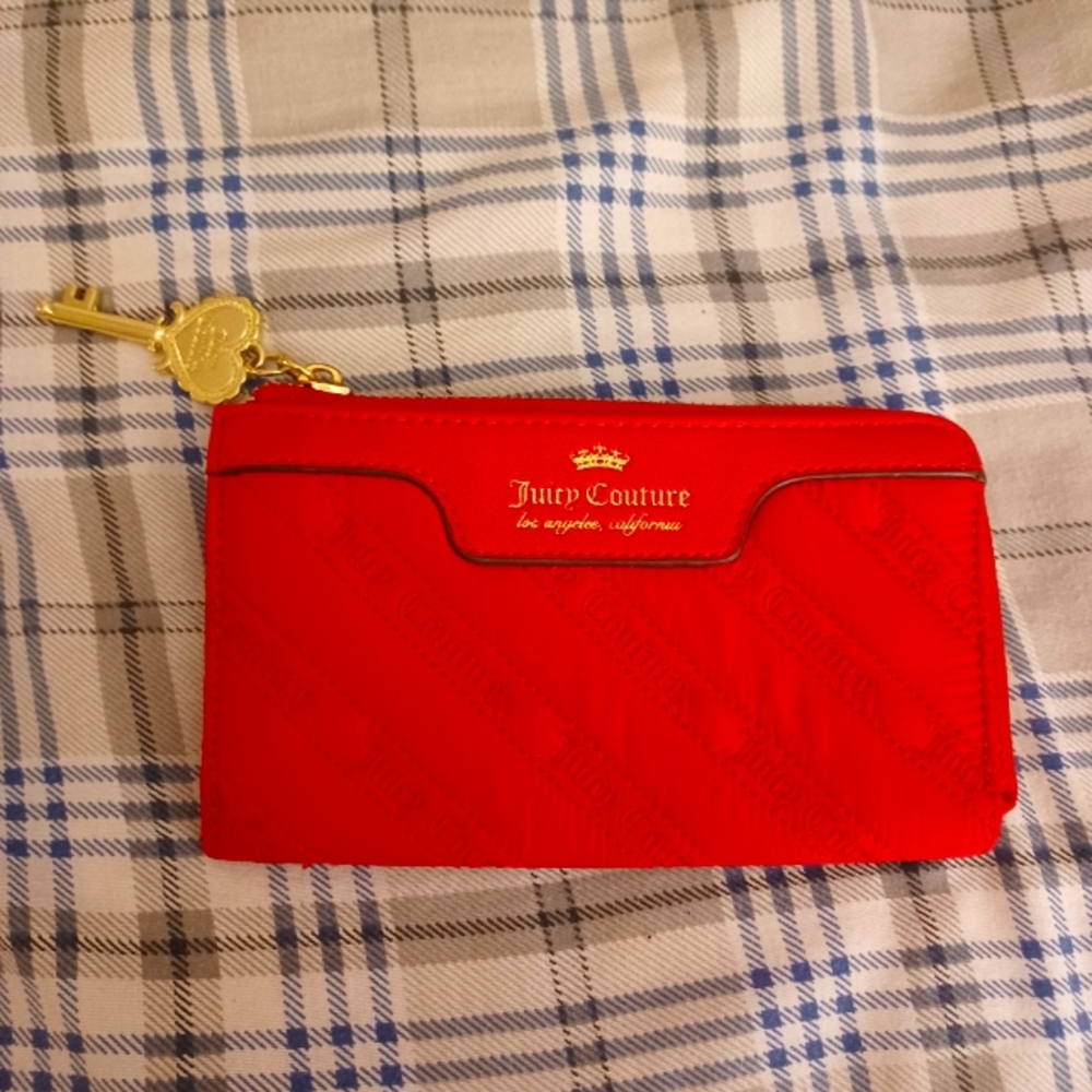 Juicy Couture  red wallet with Gold key chain
